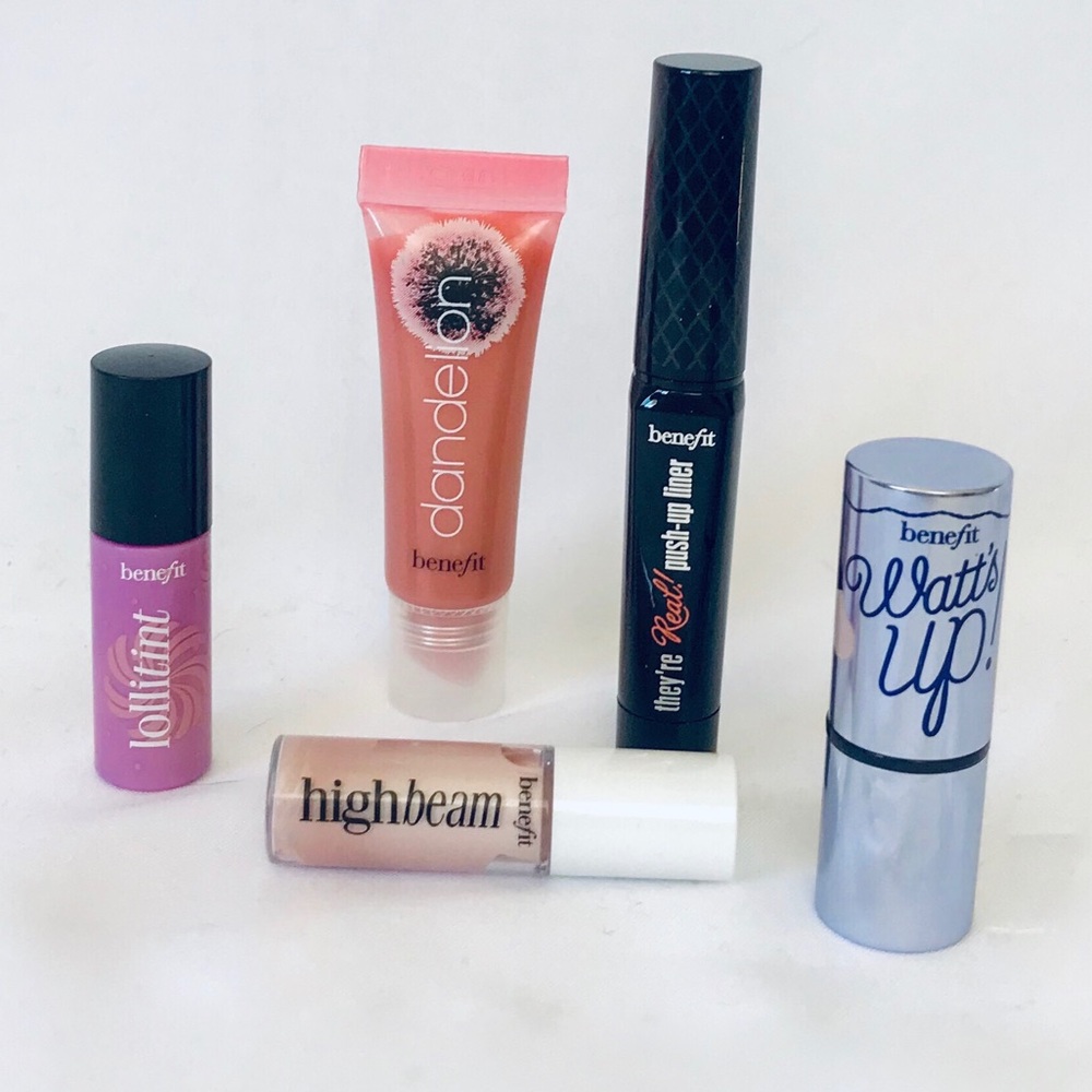 Benefit Cosmetics Sample Bundle